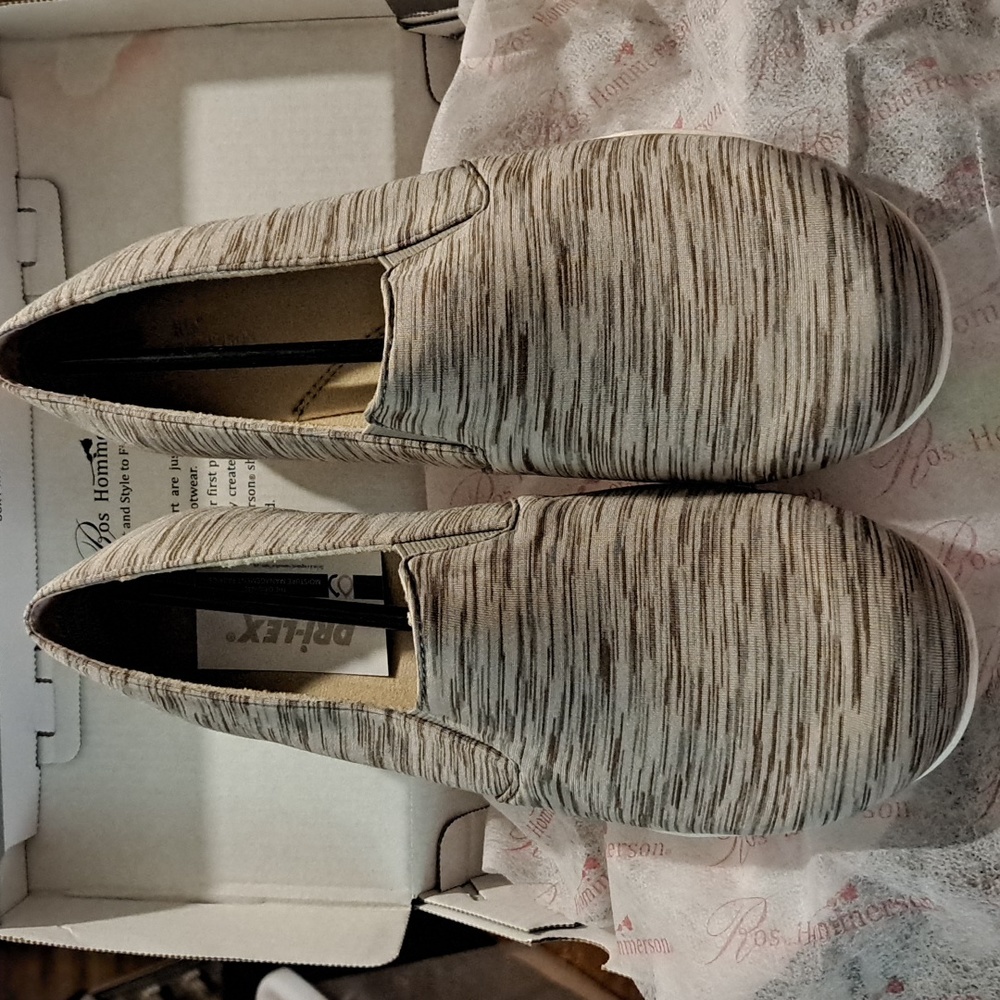 Ros Hommerson Taupe & Gray Carmela Walking Shoe - Women 10M